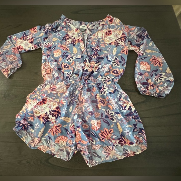 Old Navy Pants - Women’s floral romper, blue with peach and navy blue.